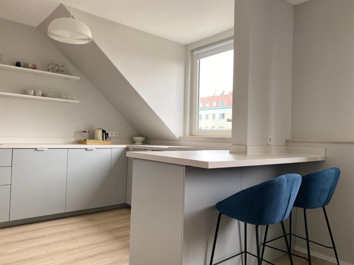Zentrale Ferienwohnung Fuer Bis Zu 4 Personen 브레머하펜 외부 사진