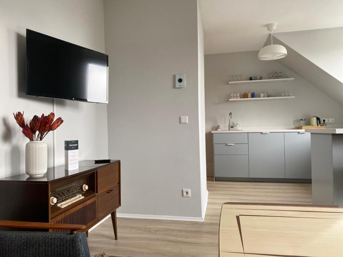 Zentrale Ferienwohnung Fuer Bis Zu 4 Personen 브레머하펜 외부 사진